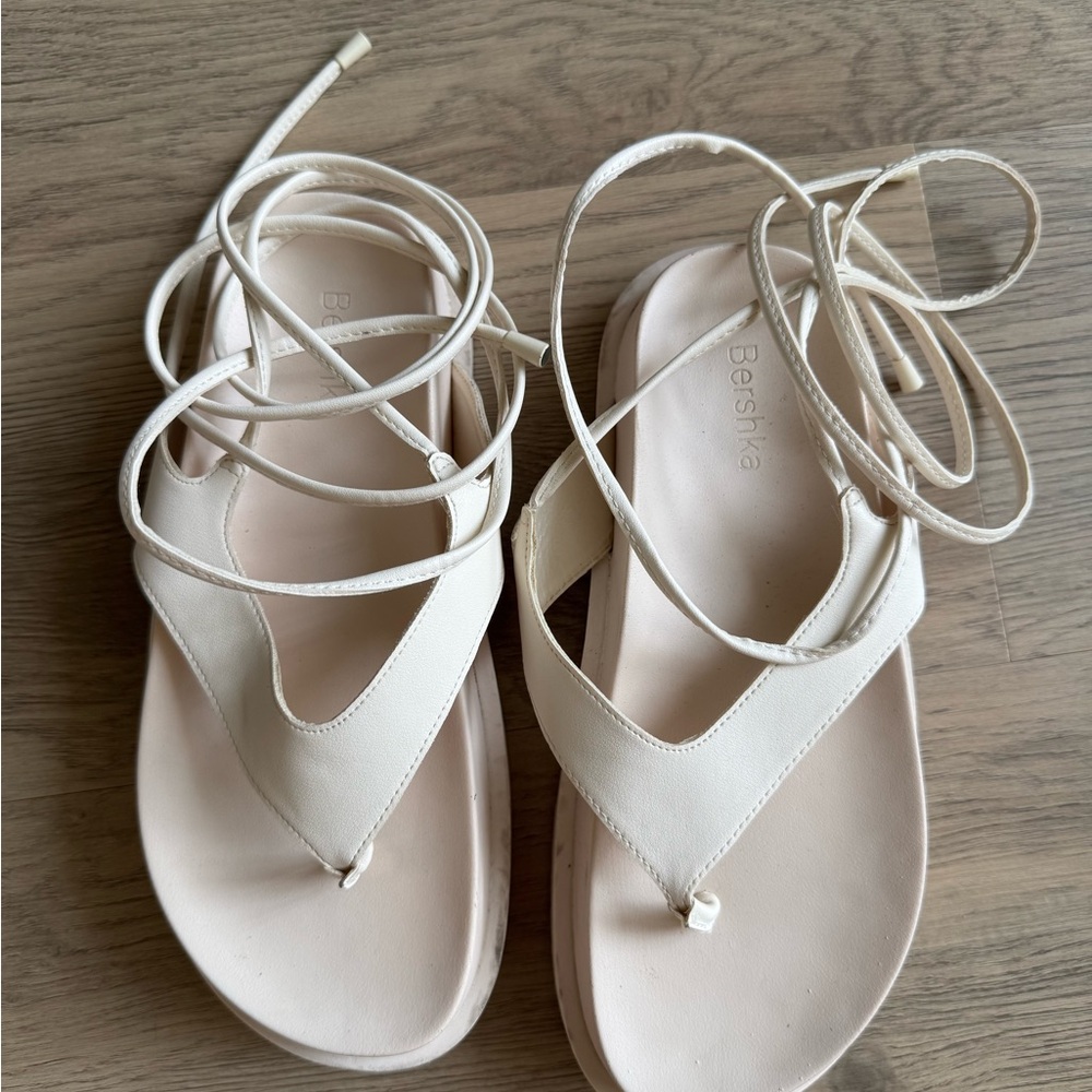Bershka Women's Cream Gladiator Sandals